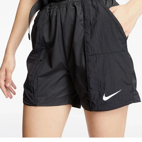 Nike Pants - Nike Women's Swoosh Woven Loose Fit Shorts Size Small Black sportswear